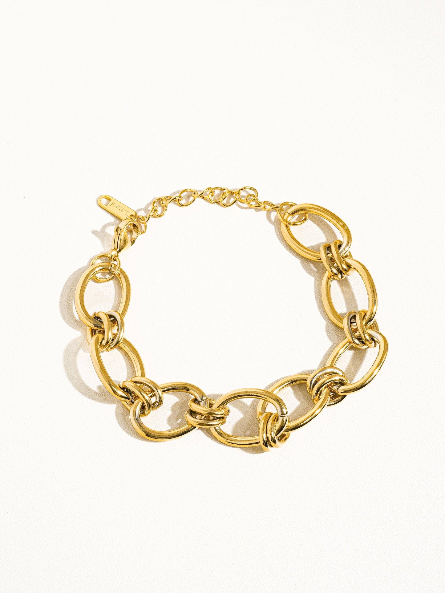 Flânerie by MAIQ - Tila 18K Gold Non-Tarnish Bold Chain Bracelet: Yellow Gold
