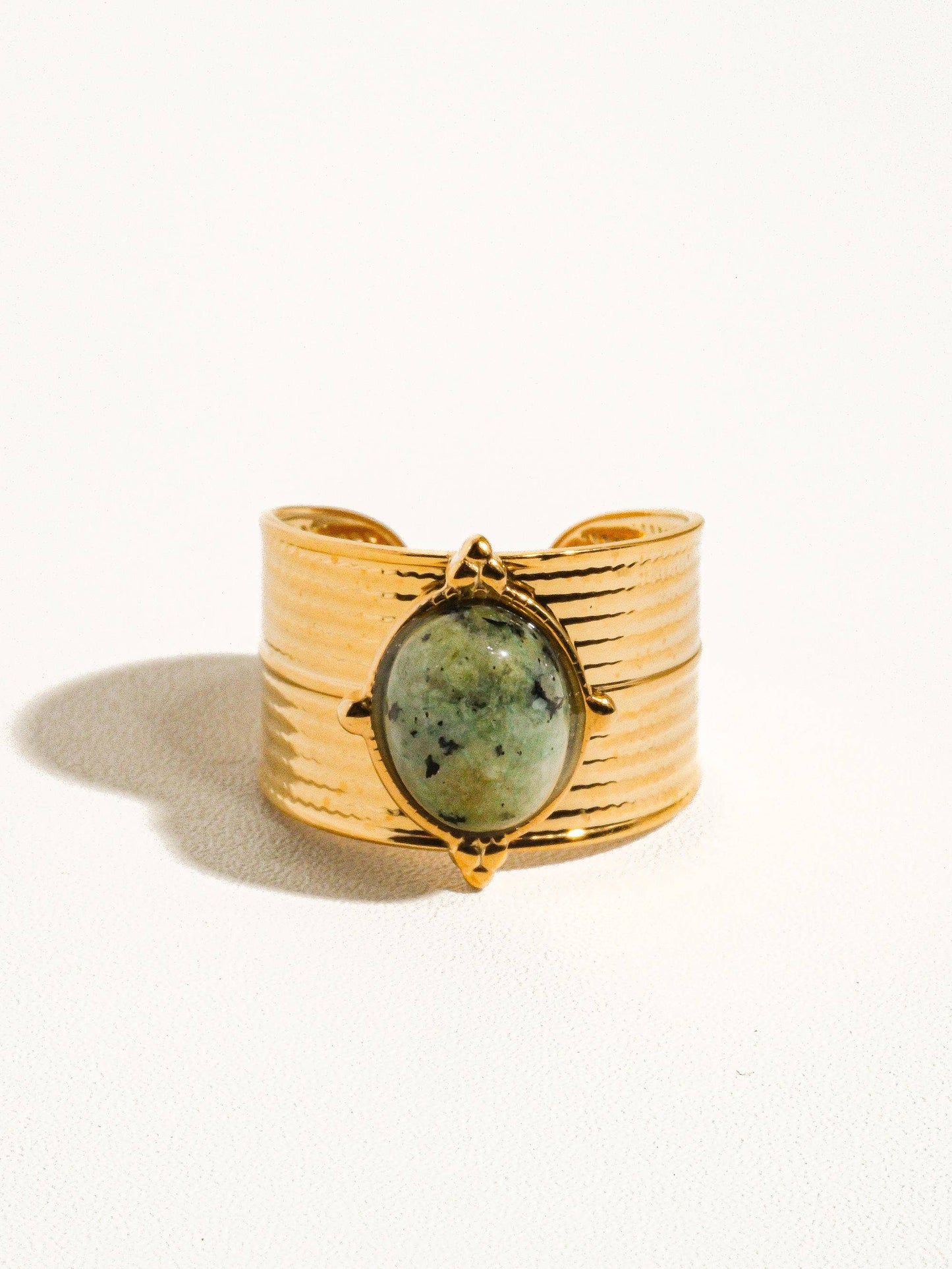 Flânerie by MAIQ - Oasis 18K Gold Non-Tarnish Stone Bold Adjustable Ring: Green