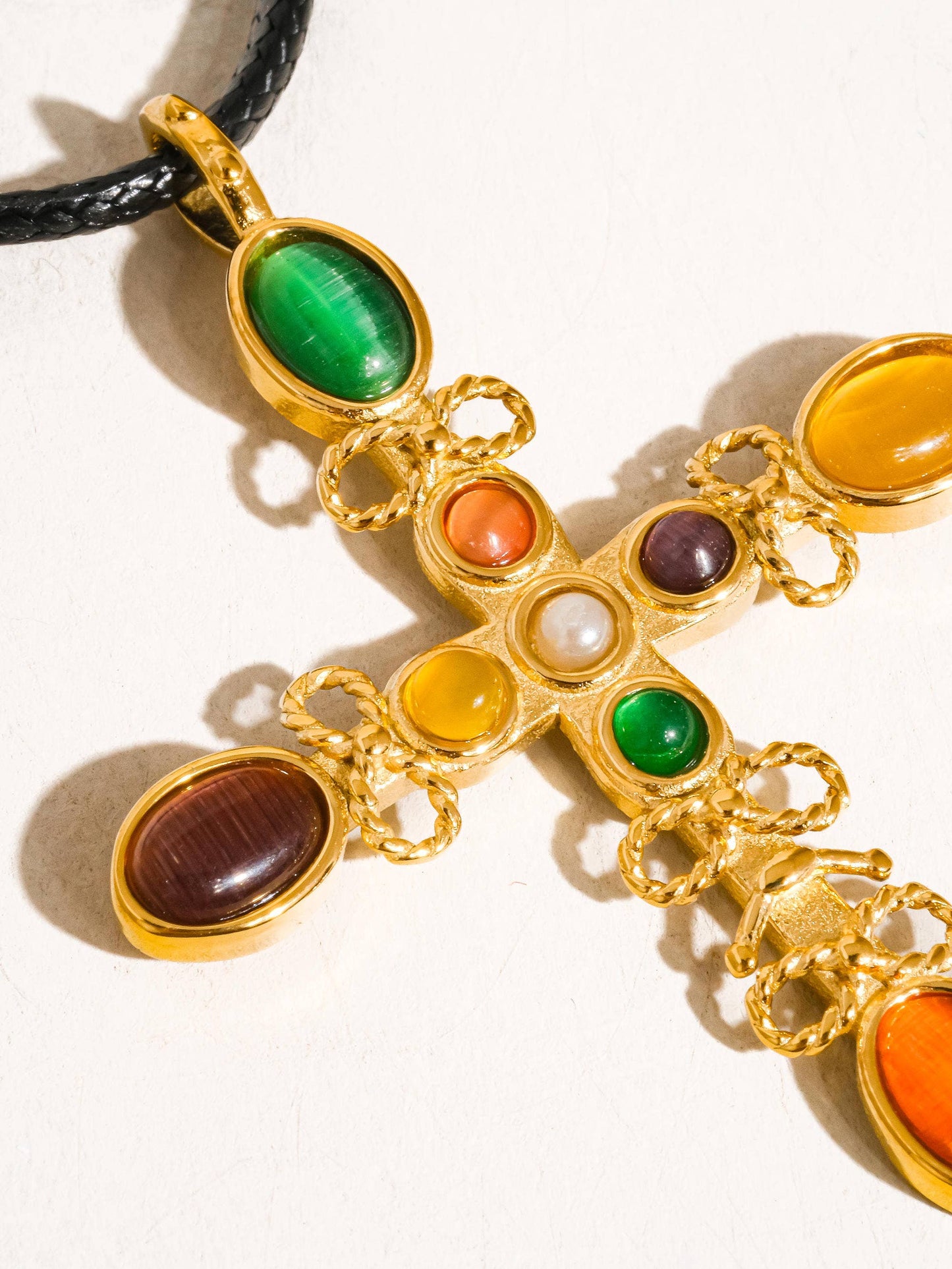 Flânerie by MAIQ - Chase 18K Gold Non-Tarnish Multi Stone Cross Necklace: Yellow Gold