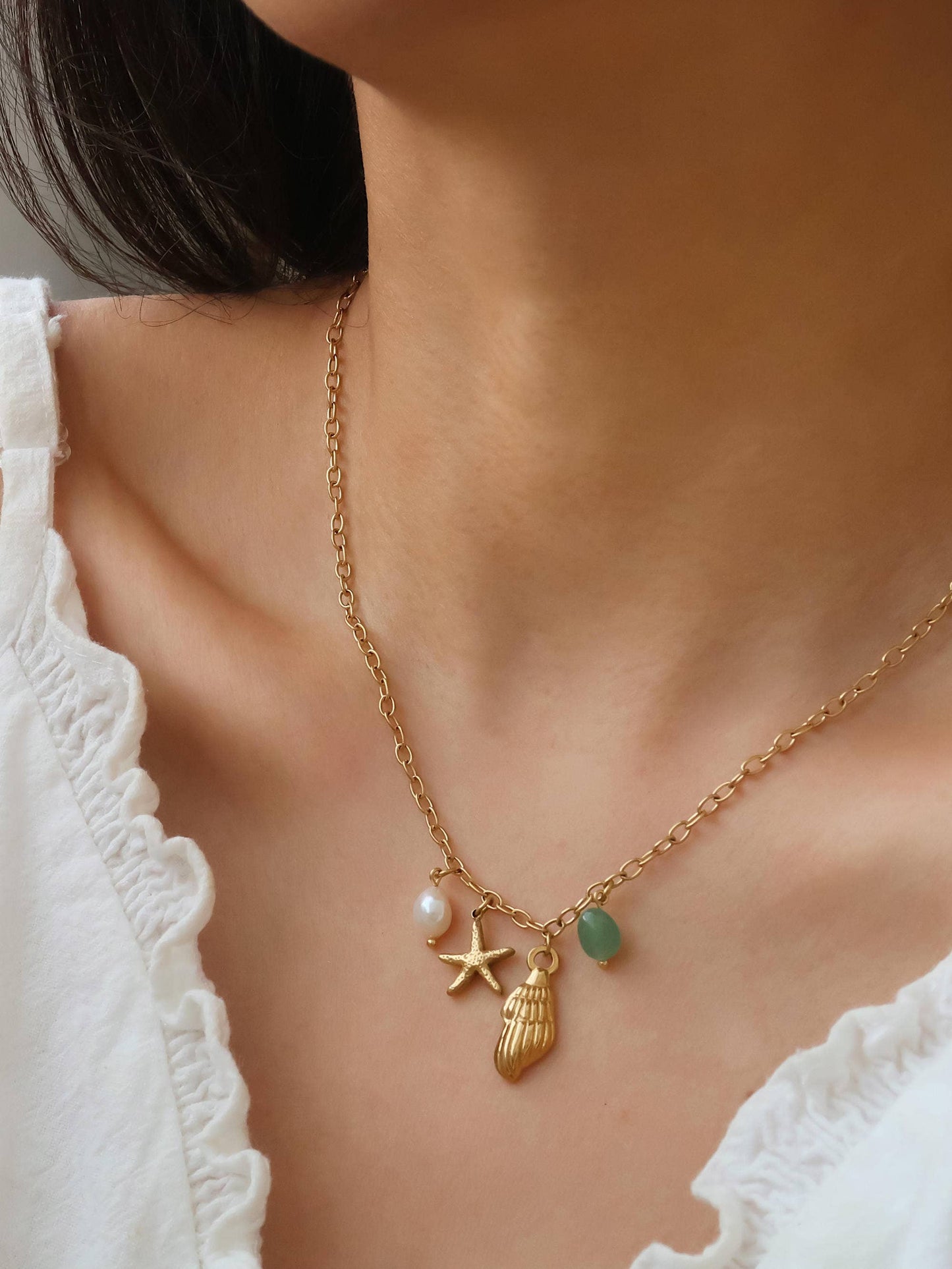 Flânerie by MAIQ - Bonbon 18K Gold Non-Tarnish Pearl and Shell Charm Necklace: Yellow Gold