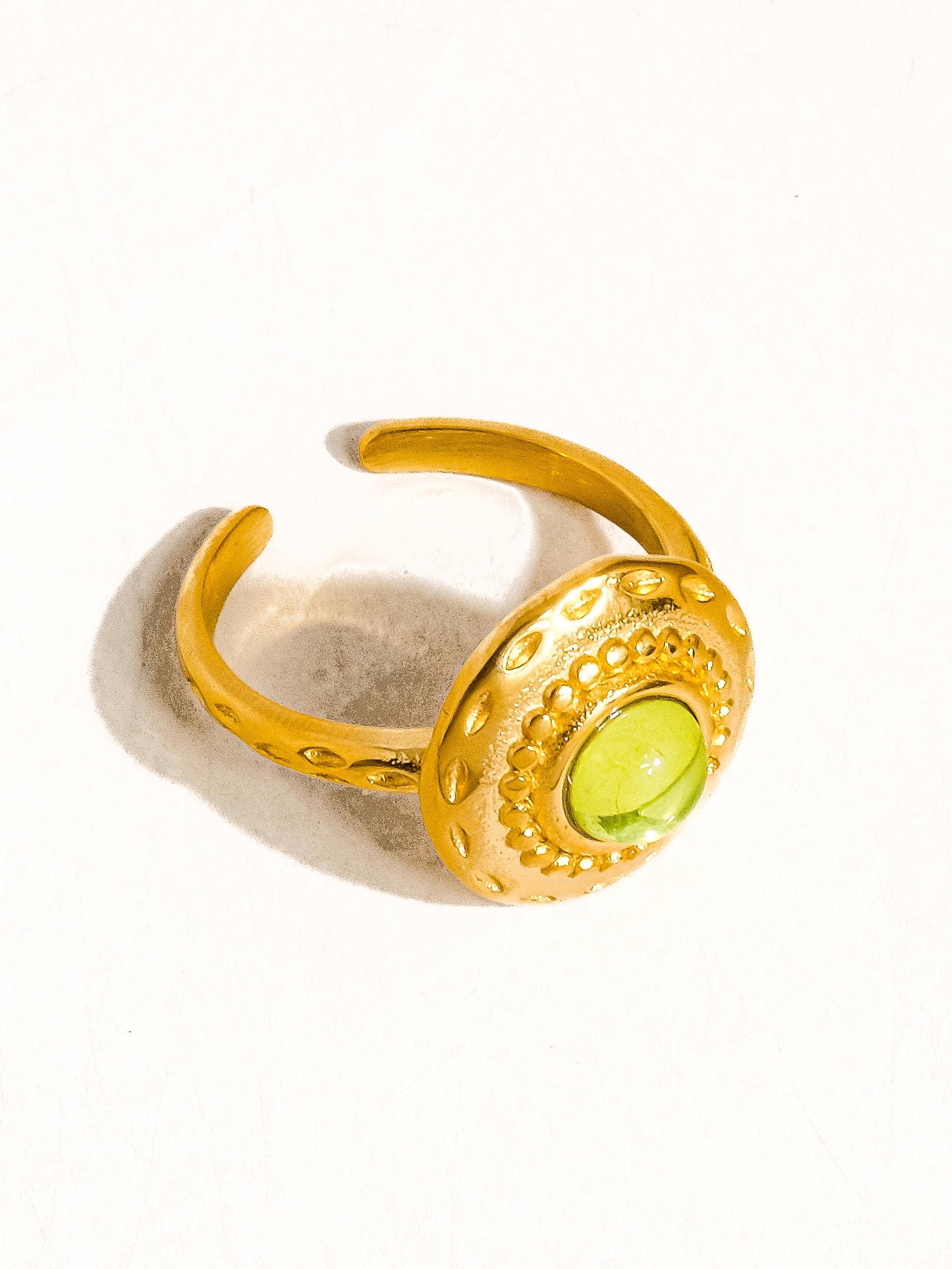 Flânerie by MAIQ - Malin 18K Gold Non-Tarnish Round Stone Ring: Green