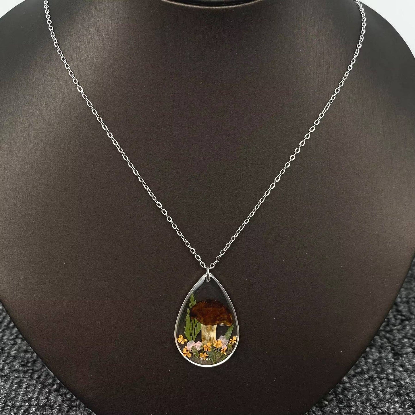 Mio Queena - Dried Flower Mushroom Drop Charm Necklace - PDF