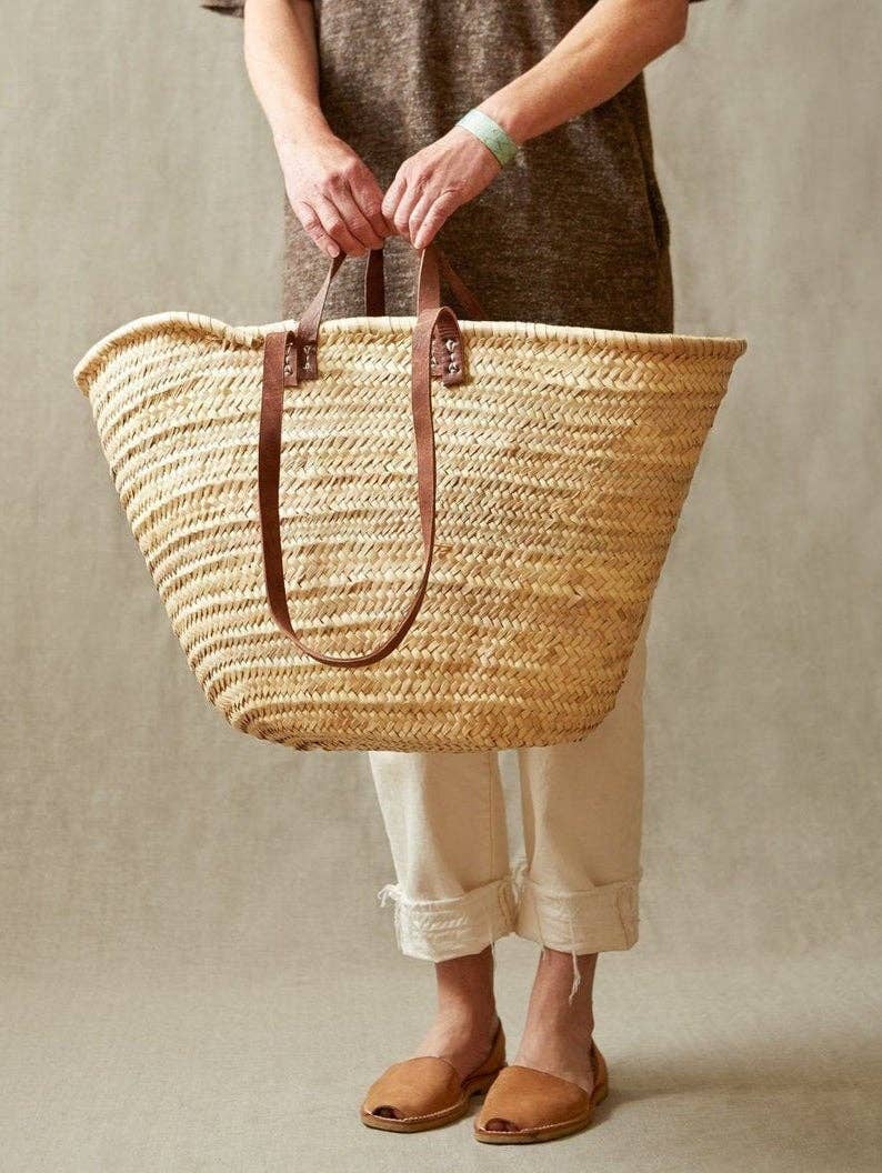 Handmade Straw Bag with Leather - French Market Chic: Brown leather strap