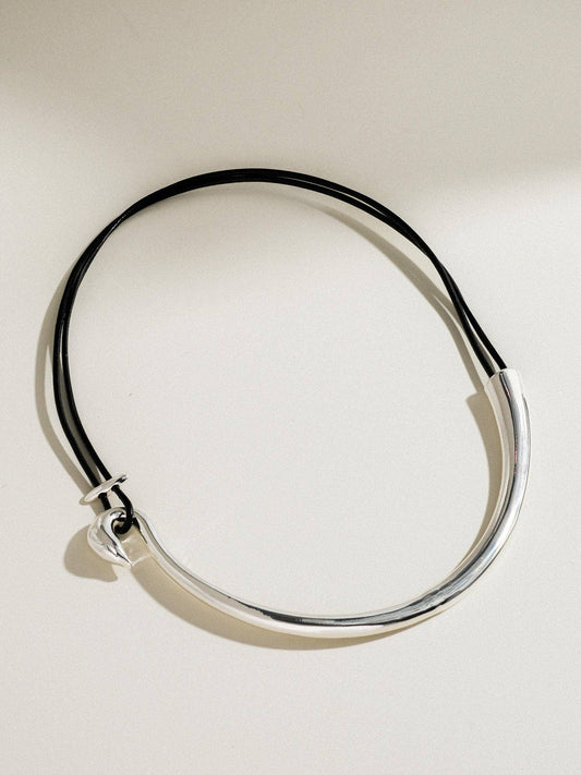 Flânerie by MAIQ - Verve White Platinum Plated Statement Choker: Silver