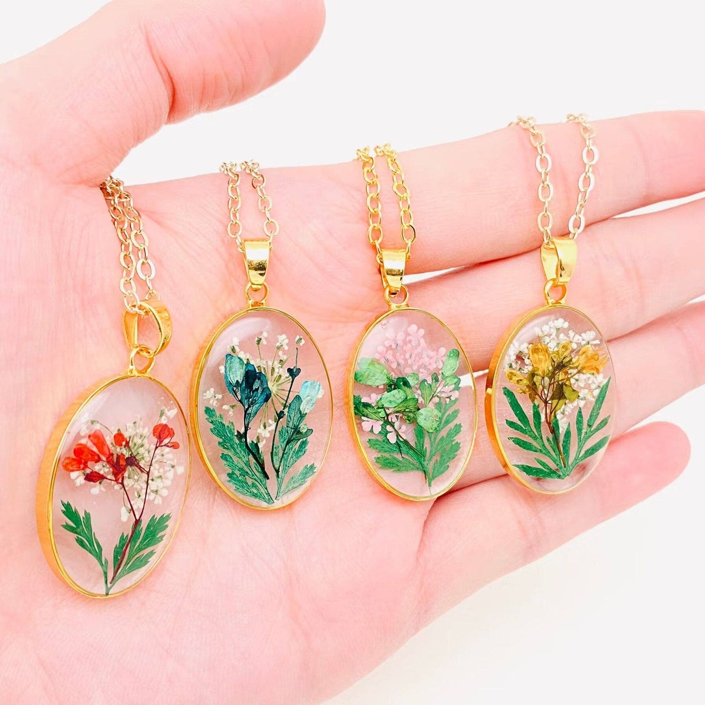 Mio Queena - Pressed Dried Flowers Oval Pendant Necklace - PDF: D
