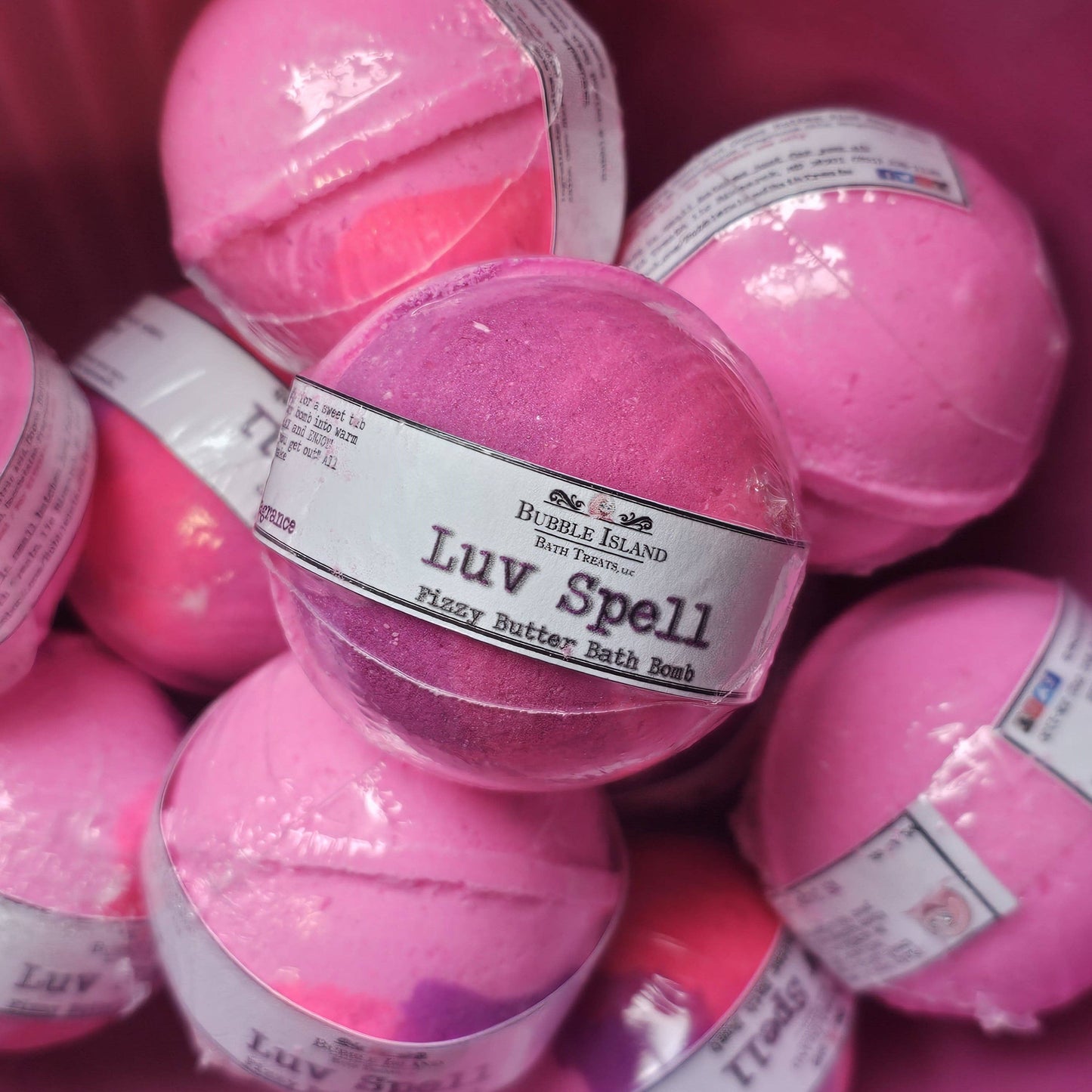 Bubble Island Bath Treats - Bath Bomb - Luv Spell