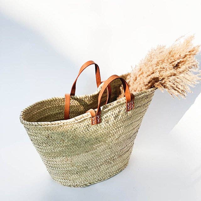 Handmade Straw Bag with Leather - French Market Chic: Brown leather strap