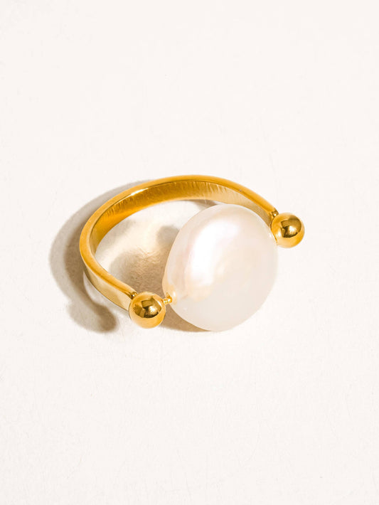 Flânerie by MAIQ - Déodat 18K Gold Non-Tarnish Baroque Pearl Ring: Yellow Gold