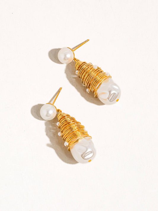 Flânerie by MAIQ - Orson 18K Gold Non-Tarnish Pearl Drop Earring: Yellow Gold