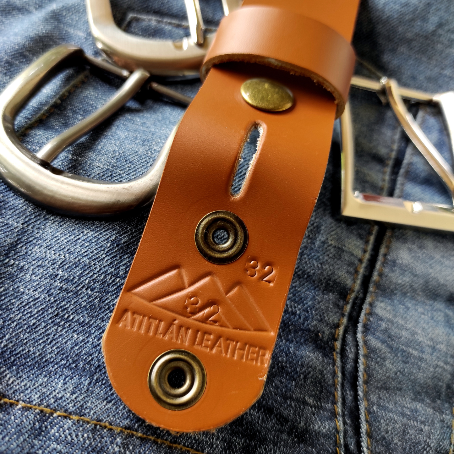 Gena Full Grain Leather Belt: 32