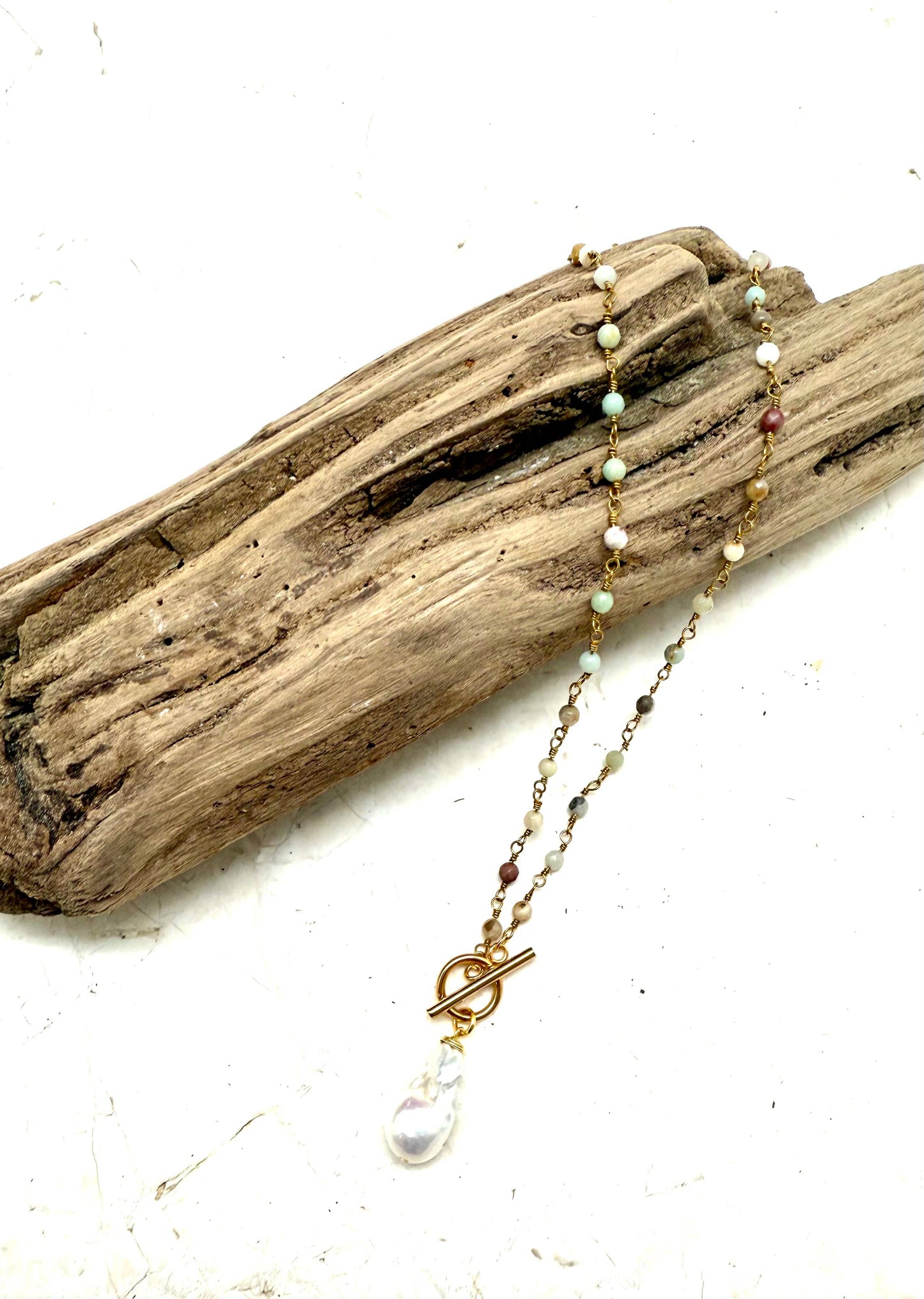 Rant & Rave Classic - Necklace Amazonite Gold Chain w/Baroque Pearlw/Toggle 18”